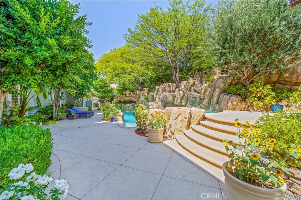 Nellie Gail (NG) - Residential