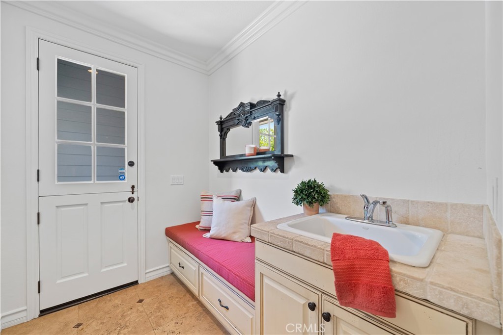 Nellie Gail (NG) - Residential