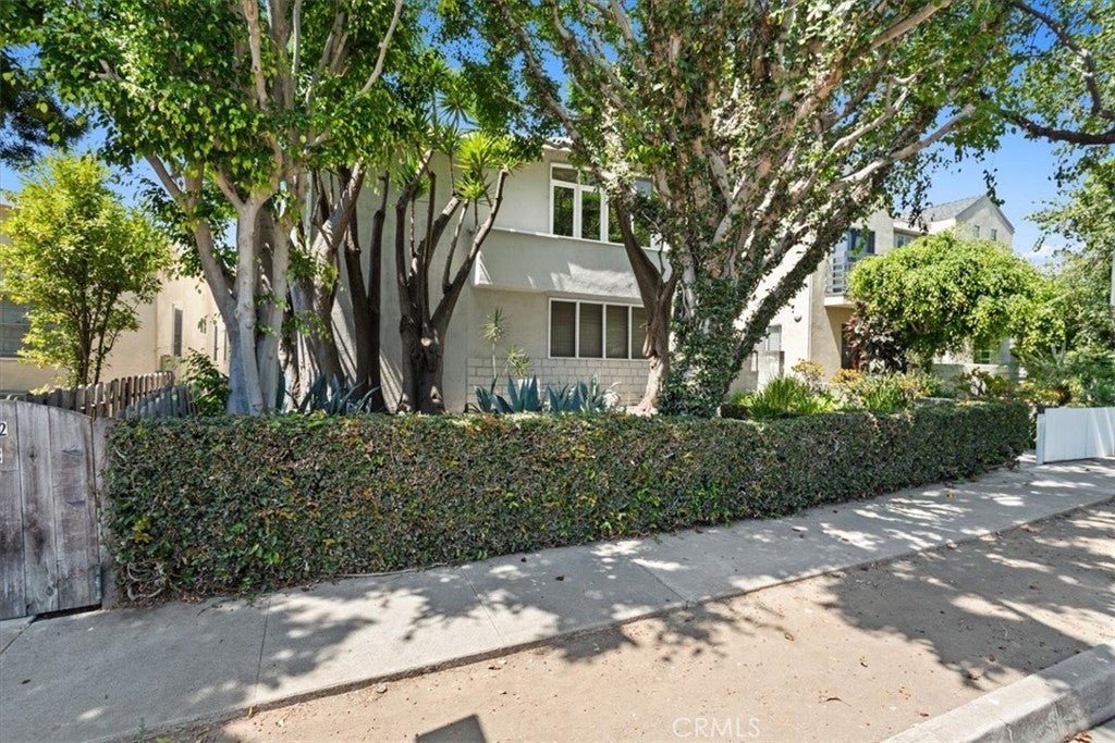 1646 Berkeley