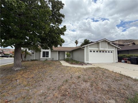 Photo of 11981 Kenwood DR, Fontana, CA 92337 (MLS # CV26125304)