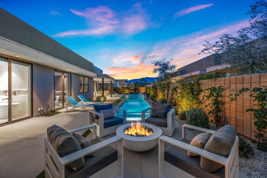 Photo of 6 Garnet Court, Rancho Mirage, CA 92270 (MLS # 219139344DA)