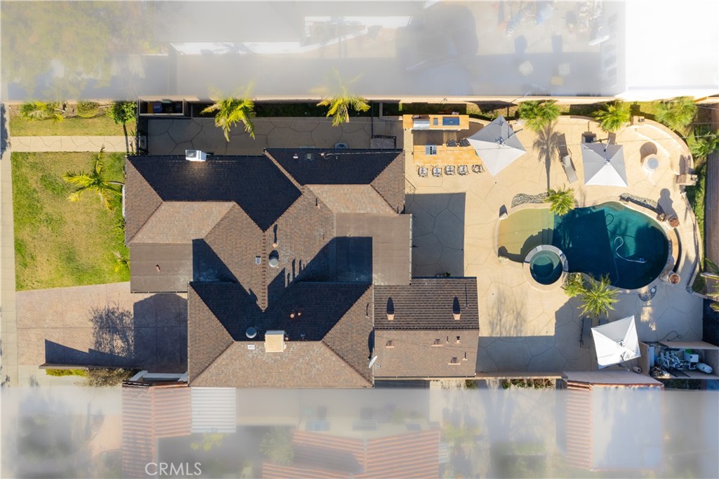 Burbank, California, 91501, United States, 4 Bedrooms Bedrooms, ,4 BathroomsBathrooms,Residential,Active,2045622