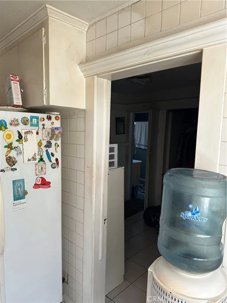 Los Angeles, California 90026, United States, 2 Bedrooms Bedrooms, ,2 BathroomsBathrooms,Residential,Active,193819