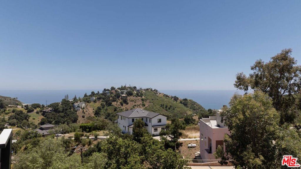 27084 Old Chimney Road