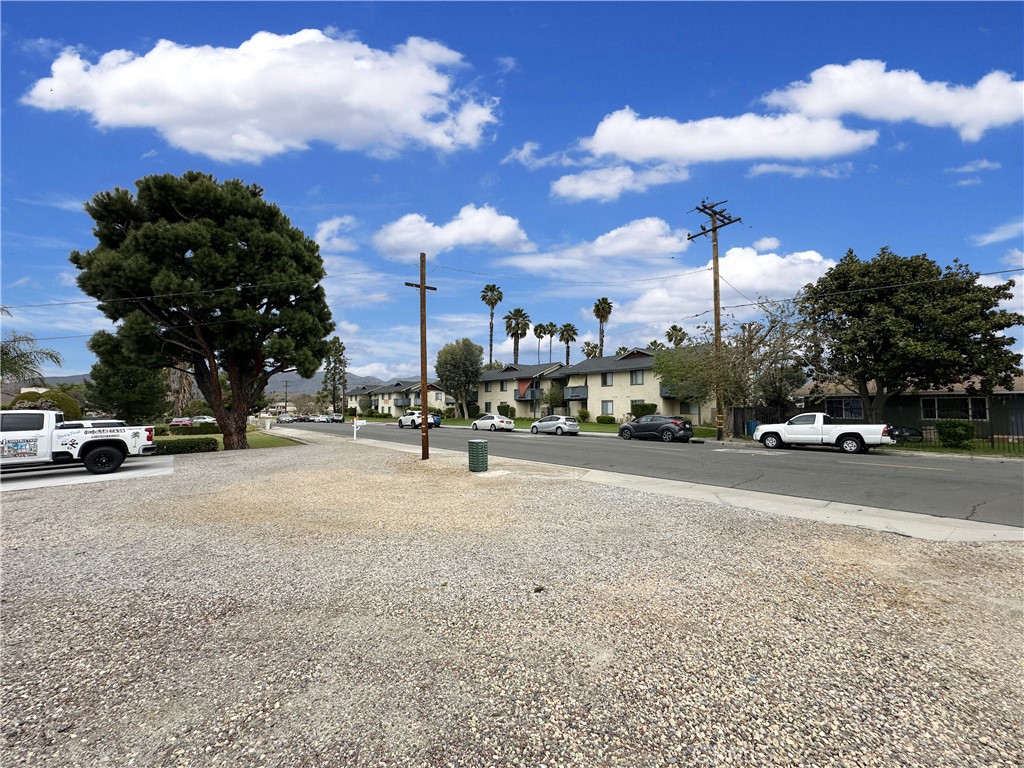 0 N Yale Street