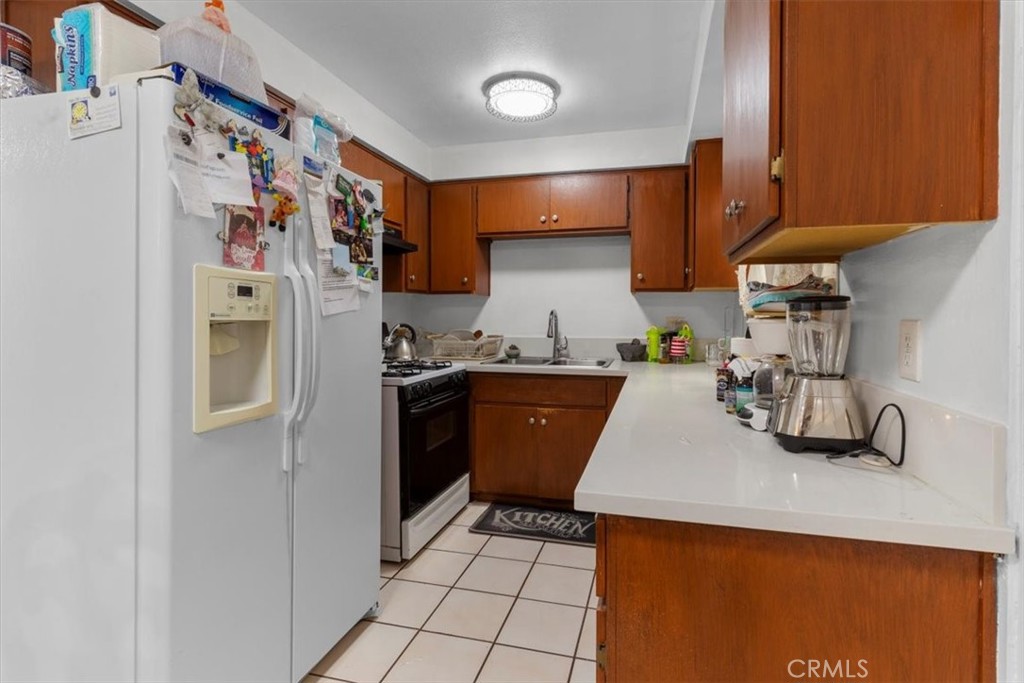 12912 Lariat Ln