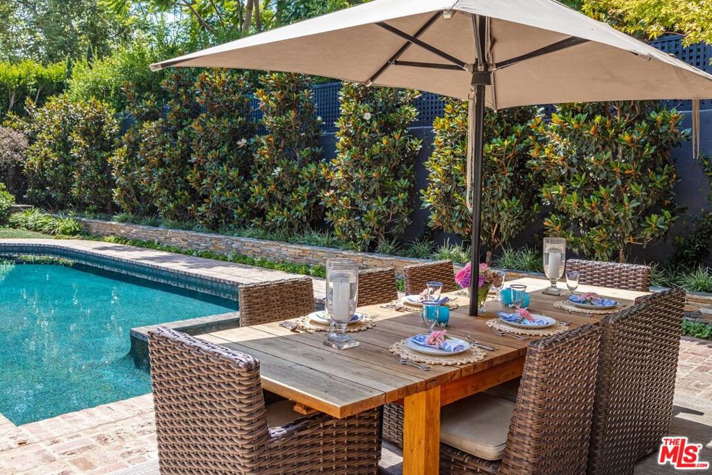 Brentwood Park - Residential