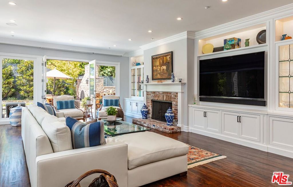 Brentwood Park - Residential