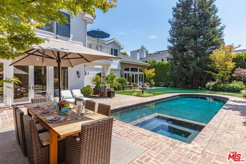 Brentwood Park - Residential