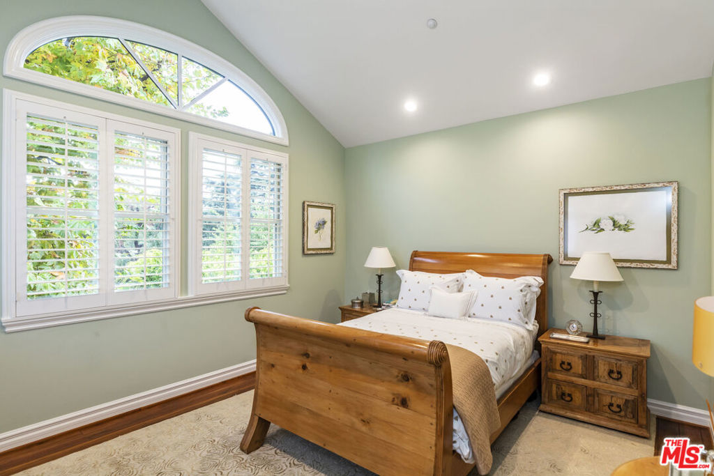 Brentwood Park - Residential