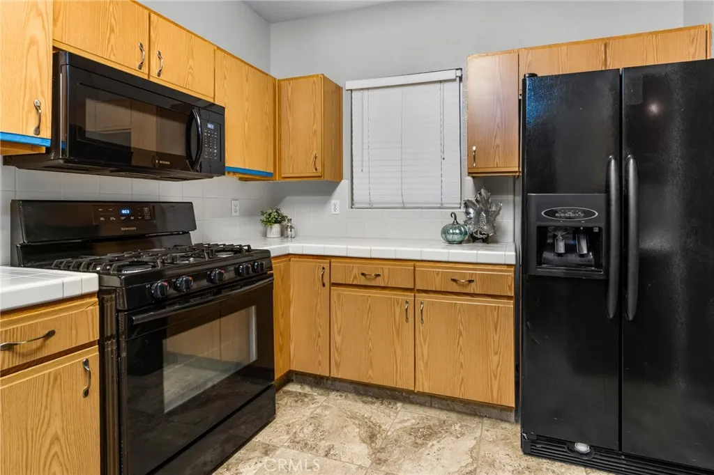 Atwater, California 95301, United States, 4 Bedrooms Bedrooms, ,2 BathroomsBathrooms,Residential,Active,201163