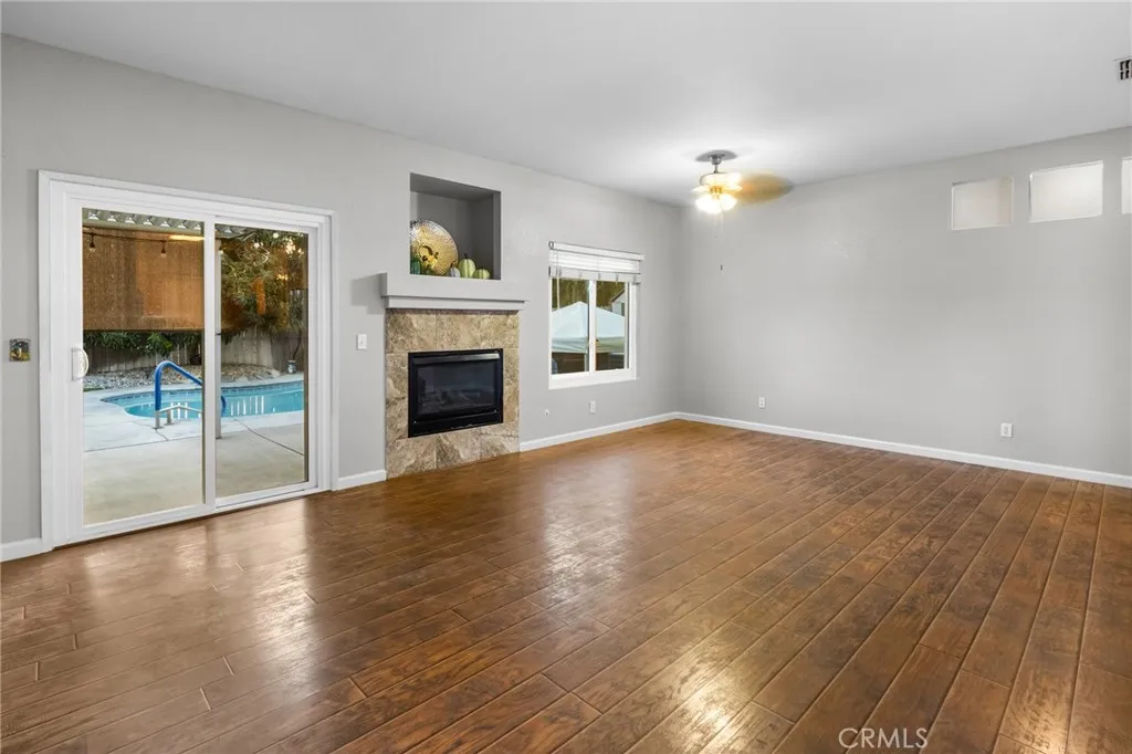 Atwater, California 95301, United States, 4 Bedrooms Bedrooms, ,2 BathroomsBathrooms,Residential,Active,201163