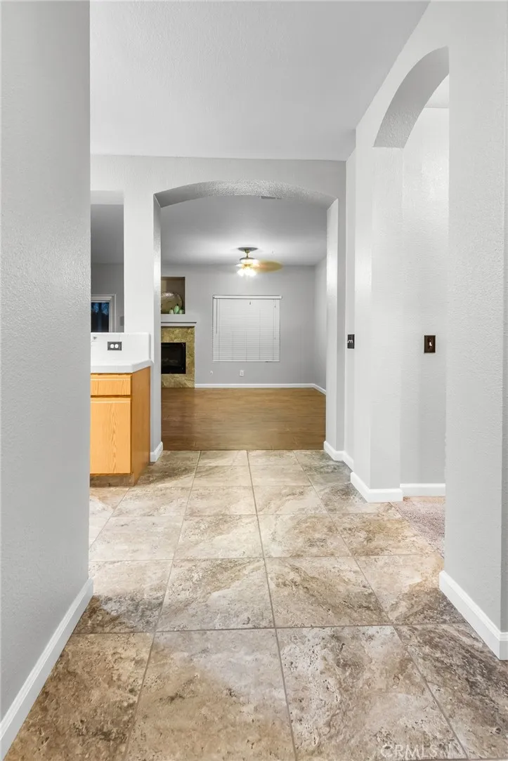 Atwater, California 95301, United States, 4 Bedrooms Bedrooms, ,2 BathroomsBathrooms,Residential,Active,201163