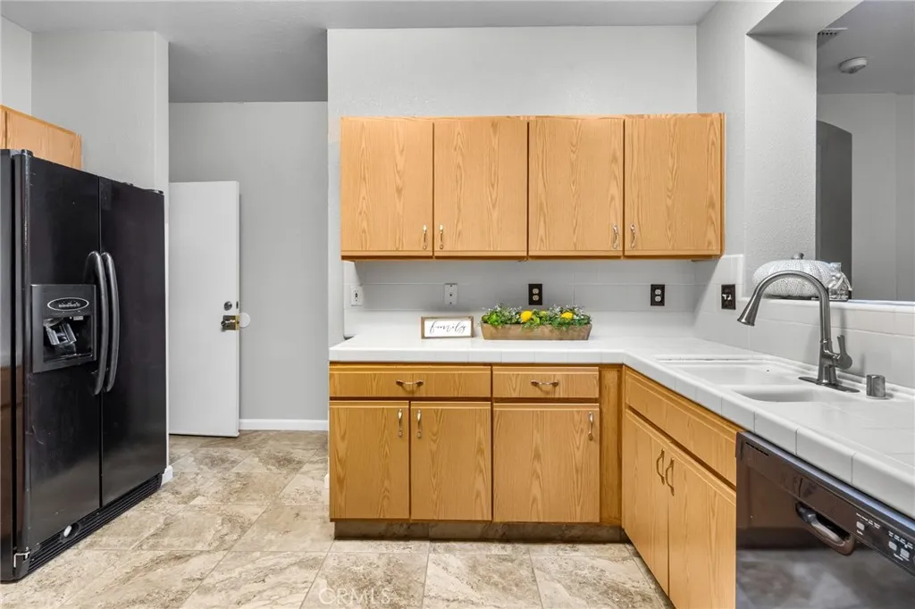 Atwater, California 95301, United States, 4 Bedrooms Bedrooms, ,2 BathroomsBathrooms,Residential,Active,201163