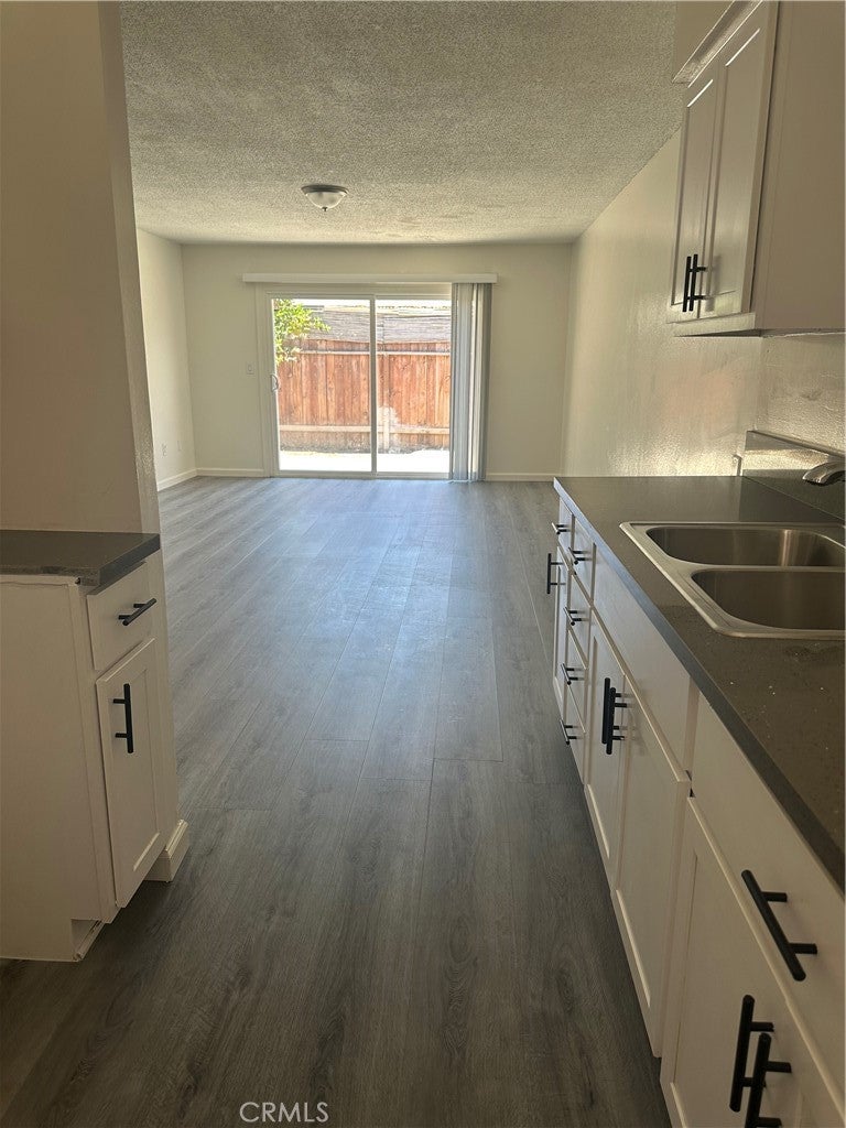 1617 Cedar