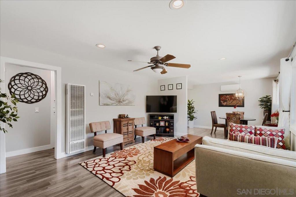 4902 Chateau Drive