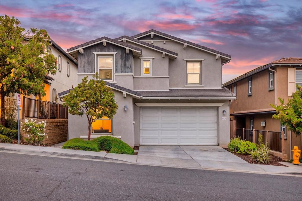 listing image 130725620361800810946