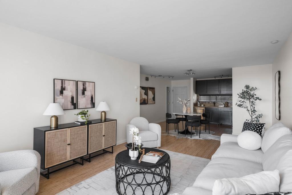 Pacific Beach - Residential