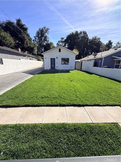 Photo of 1664 Glen Avenue, Pasadena, CA 91103 (MLS # AR26049530)