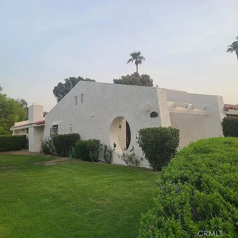 MLS: OC26149011