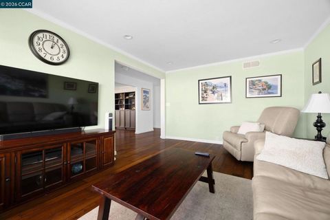 Tiny photo for 3636 3636 Shenandoah Ct Ct, Pleasanton, CA 94588 (MLS # 41126347)