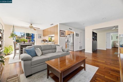 Tiny photo for 3636 3636 Shenandoah Ct Ct, Pleasanton, CA 94588 (MLS # 41126347)