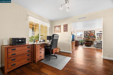 Tiny photo for 3636 3636 Shenandoah Ct Ct, Pleasanton, CA 94588 (MLS # 41126347)