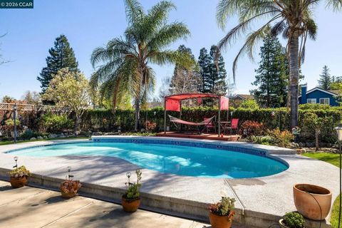 Tiny photo for 3636 3636 Shenandoah Ct Ct, Pleasanton, CA 94588 (MLS # 41126347)