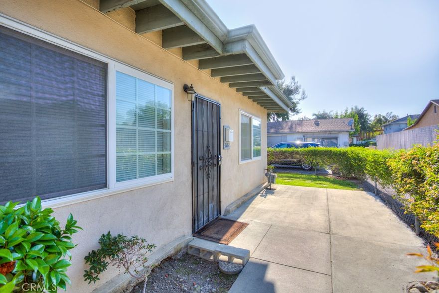 Charming Azusa 2 Bedroom 1 Bathroom Apartment with Modern Upgrades

Welcome to this beautifully updated unit in the heart of Azusa! Nestled in a peaceful residential neighborhood with modern upgrades throughout, this home offers a perfect blend of comfort, style, and convenience.



Features:

-Open-concept living area with abundant natural light

-Modern kitchen with countertops, tile backsplash & stainless steel appliances

-2 bedrooms with large closets (with organizers) & split ACs

-1 updated bathroom with sleek fixtures & a contemporary vanity

-Private front patio—ideal for morning coffee or weekend lounging

-Flooring throughout the house



Prime Location:

-Conveniently located near Azusa Pacific University & Citrus College

-MInutes Away from Downtown Azusa & Metro Gold Line Station

-Close to parks, hiking trails, and the scenic San Gabriel Mountains

-Quick access to the I-210 freeway for commuters

-Near Target, Costco, and charming local eateries



Additional Info:

-Detached 2 car garage

-Laundry hook ups in garage

-No pets allowed

-Tenant responsible for utilities except water

-Tenant responsible for maintain yards