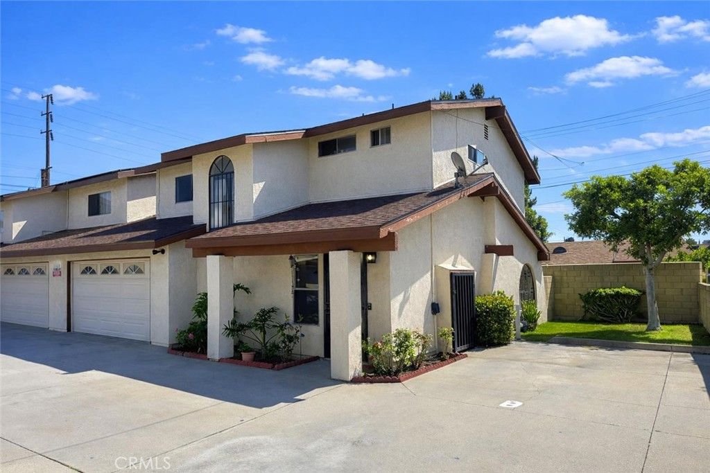 Photo of 4404 Clara St. St, Cudahy, CA 90201 (MLS # DW26083882)