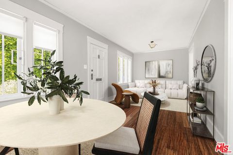 Photo of 1047 9th Street, Santa Monica, CA 90403 (MLS # 26666437)