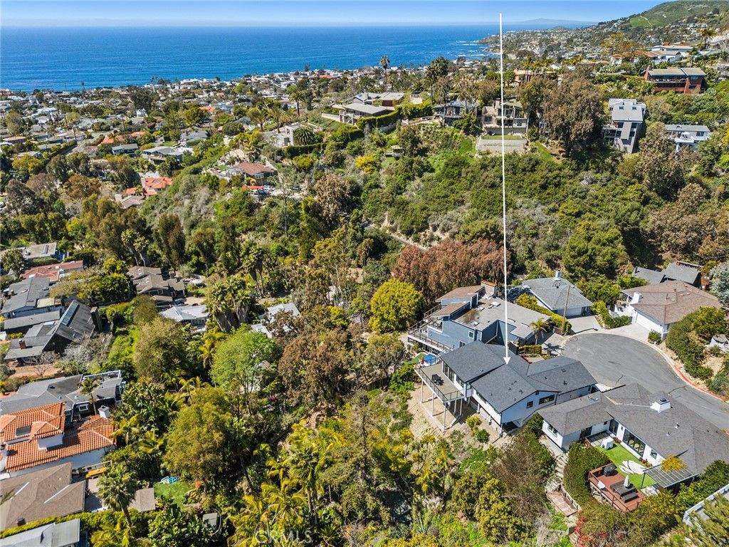 Photo of 990 Meadowlark Drive, Laguna Beach, CA 92651 (MLS # LG26062965)
