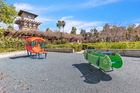 Tiny photo for 845 Fire Walk, Milpitas, CA 95035 (MLS # ML82037532)