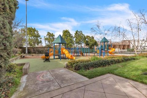 Tiny photo for 845 Fire Walk, Milpitas, CA 95035 (MLS # ML82037532)