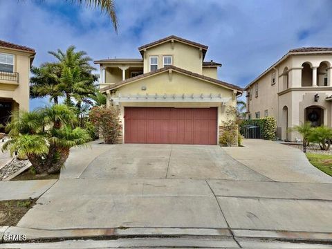 Photo of 1314 Twin Tides Place, Oxnard, CA 93035 (MLS # V1-34844)