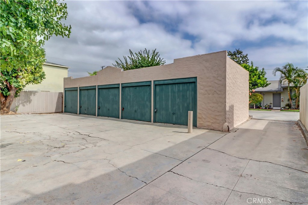 Carroll Park - Residential Income