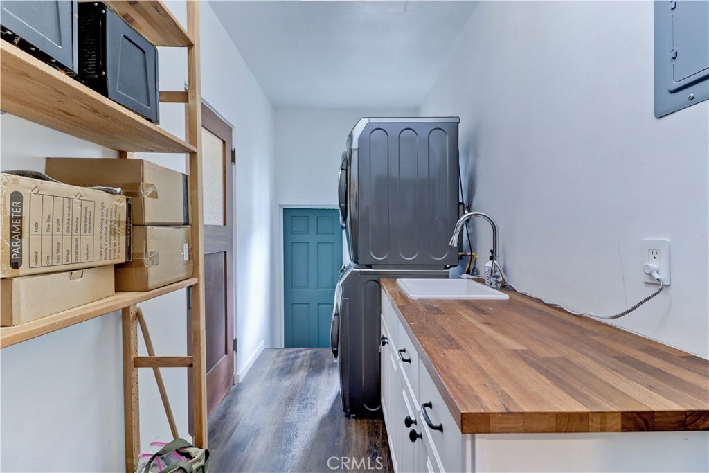 Carroll Park - Residential Income
