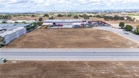 Tiny photo for 3 Germaine Way, Paso Robles, CA 93446 (MLS # NS26067458)