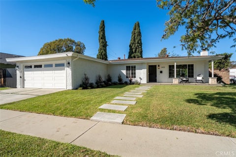 Photo of 2835 Portola DR, Costa Mesa, CA 92626 (MLS # OC26209589)