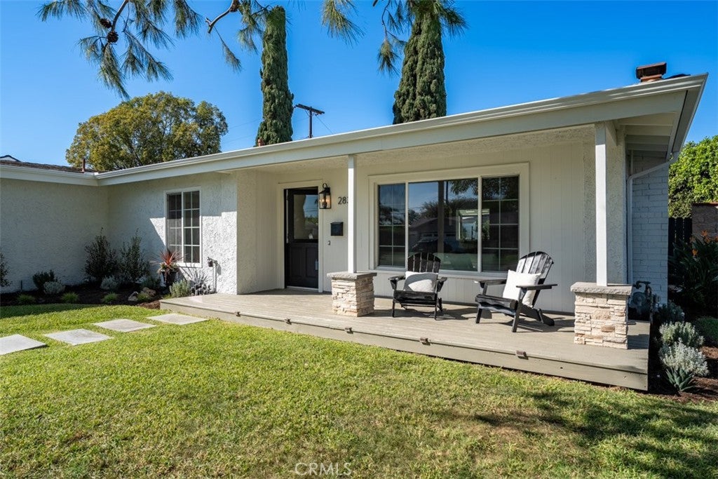 2835 Portola