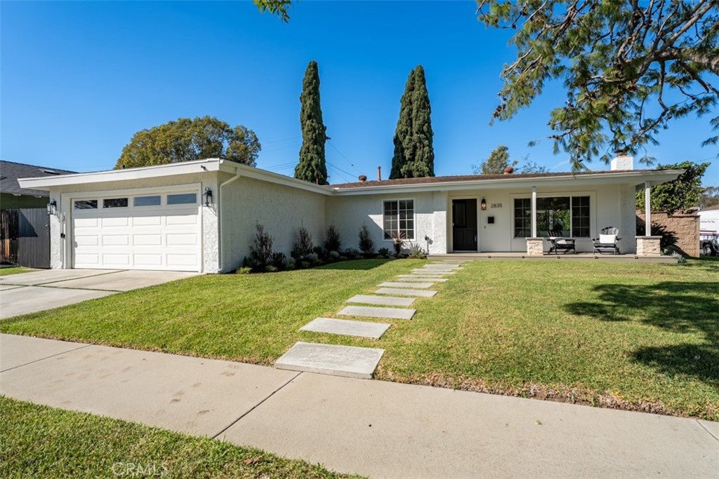 2835 Portola