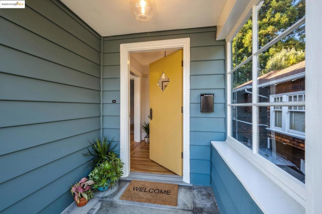 PIEDMONT AVENUE - Residential