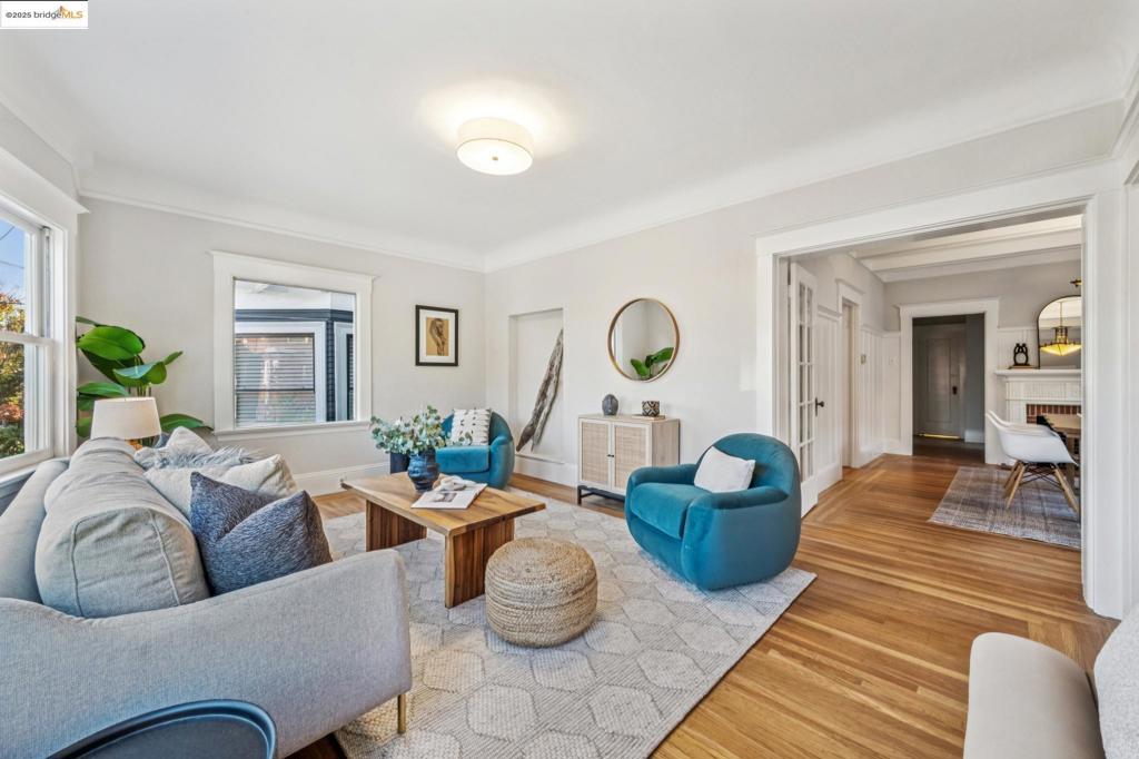 PIEDMONT AVENUE - Residential