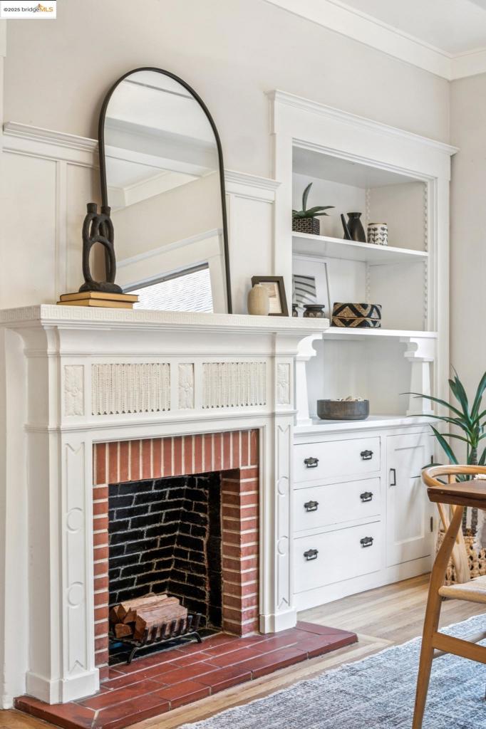 PIEDMONT AVENUE - Residential