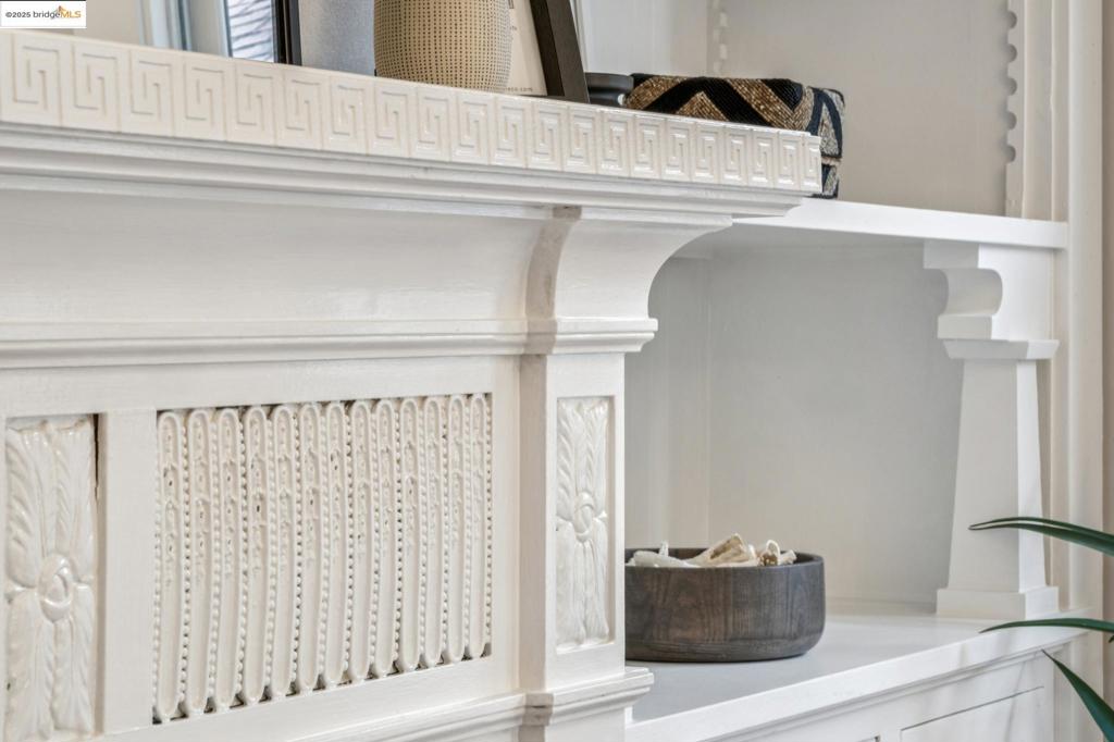 PIEDMONT AVENUE - Residential