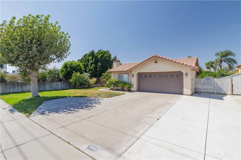 Photo of 17782 Miller Avenue, Fontana, CA 92336 (MLS # IG26159712)