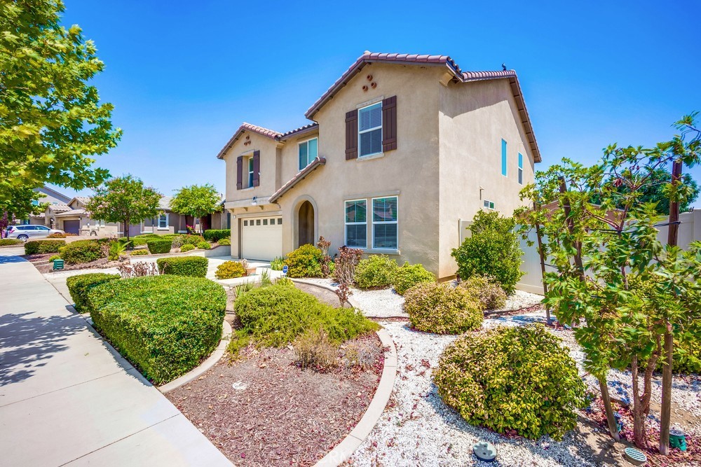 Your Spacious Retreat Awaits! Welcome to a home designed with comfort, connection, and everyday living in mind. With 5 generous bedrooms, 3 full bathrooms, and an oversized lot, there’s room here for everyone. The remodeled kitchen flows seamlessly into the dining and living areas, thanks to a bright, open floorplan designed for connection and ease. You’ll love the additional den, ideal for a playroom, home office, or cozy movie lounge. This home also features updated flooring throughout and fully paid-off solar panels for added energy efficiency. Step into the expansive backyard, a blank canvas ready for your vision: a pool, a garden, an outdoor kitchen, or all of the above. All of this is tucked into a peaceful neighborhood with parks nearby and plenty of space for kids to play and grow. Come take a look, your next chapter starts here.