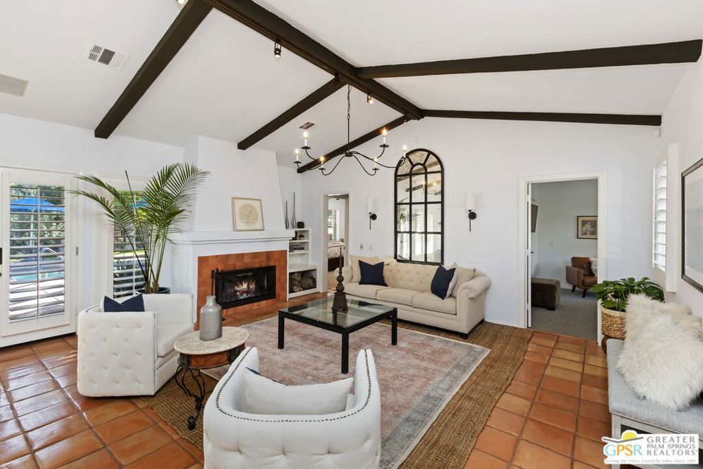 listing image 130724473089807476216