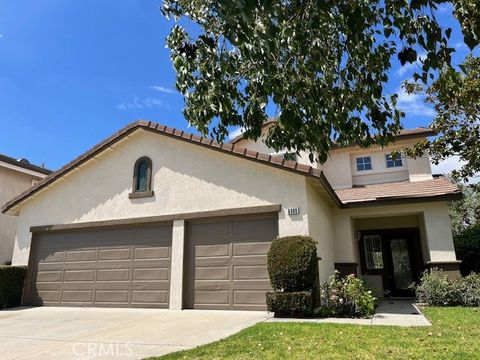 Photo of 6988 Edinburgh Pl, Rancho Cucamonga, CA 91739 (MLS # AR26063902)