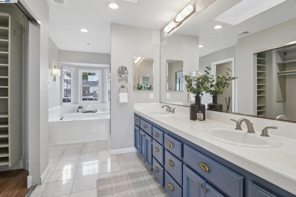 RELIEZ VALLEY - Residential